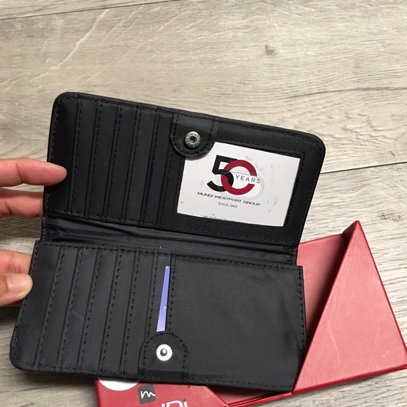 Mundi wallet/ card keeper - Picture 4 of 4